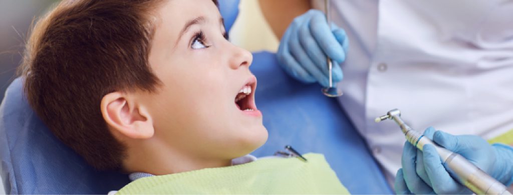 Niño en odontopediatría